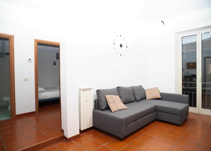 דירה Modern And One-bedroom, 10 Min From Colosseum רומא